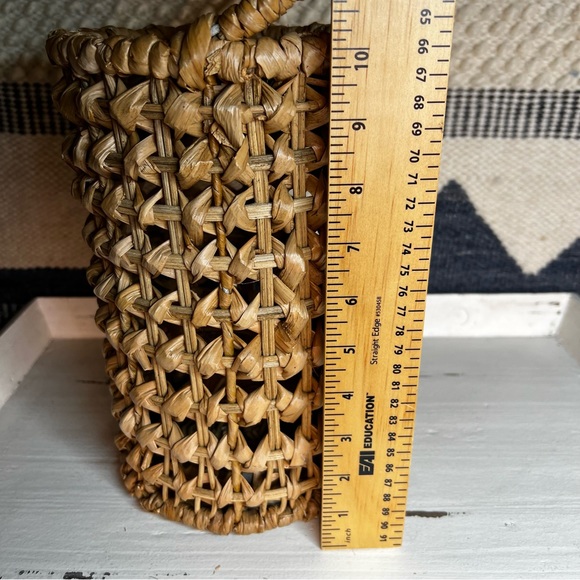 Rattan Hanging Basket - Picture 13 of 15